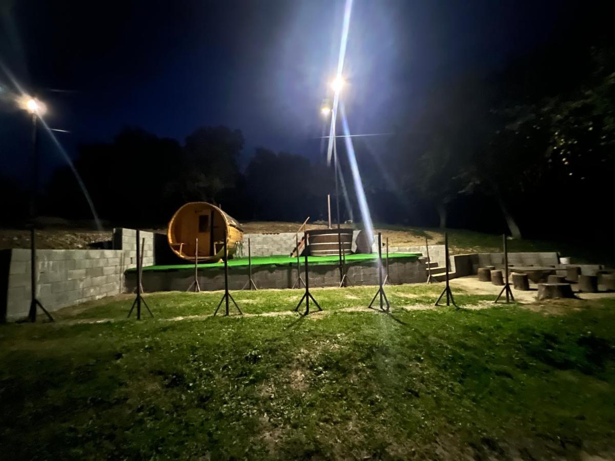 Casa Radu Lui Anghel Villa Barbuletu Esterno foto