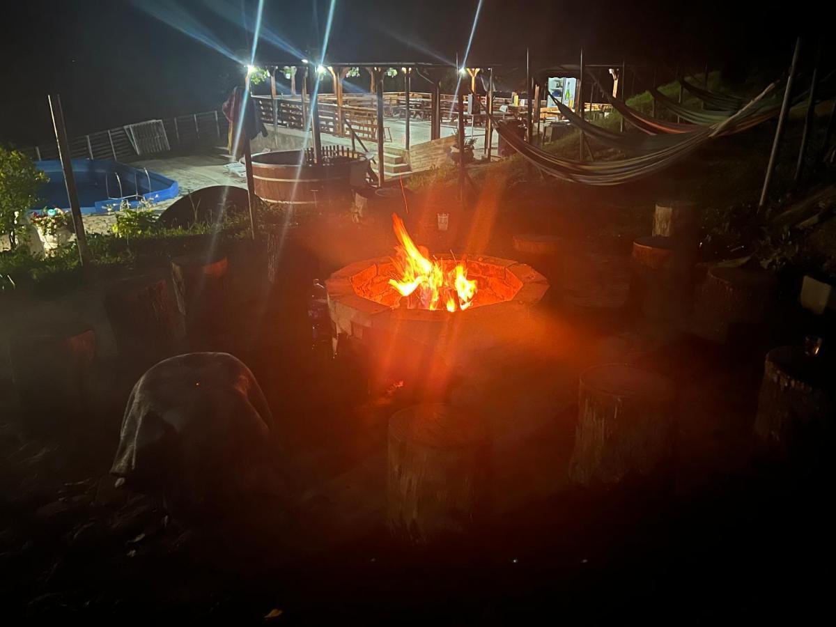 Casa Radu Lui Anghel Villa Barbuletu Esterno foto